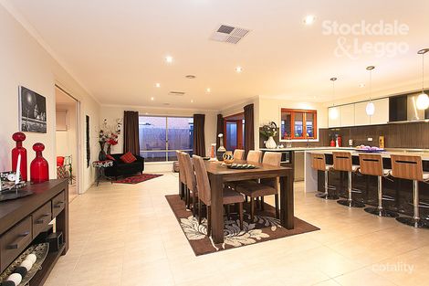 Property photo of 3 Hatchlands Drive Deer Park VIC 3023