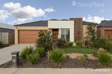 Property photo of 15 Seagrass Crescent Point Cook VIC 3030