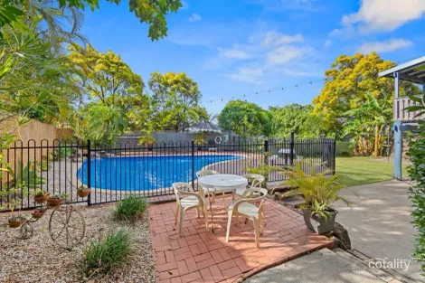 Property photo of 3 Solomon Court Carrara QLD 4211