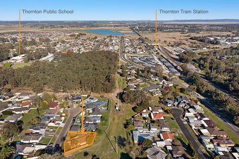 Property photo of 2 Petrie Close Thornton NSW 2322