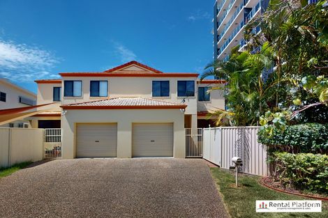 Property photo of 2/10 Bright Avenue Labrador QLD 4215