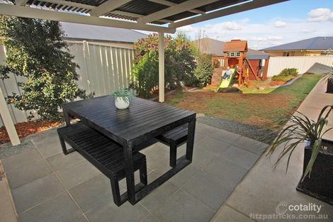Property photo of 5 Dundale Crescent Estella NSW 2650