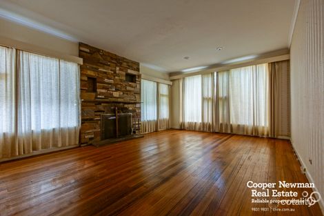 Property photo of 16 Darbyshire Road Mount Waverley VIC 3149