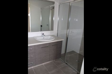 Property photo of 2/7 Richmond Terrace Plainland QLD 4341