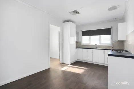 Property photo of 24 Belgravia Place South Kalgoorlie WA 6430