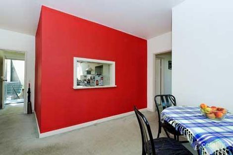 Property photo of 13/2A Robe Street St Kilda VIC 3182
