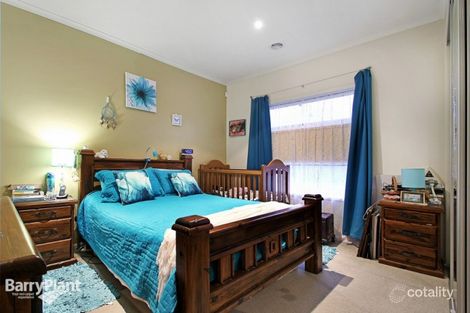 Property photo of 1 Reidel Avenue Pakenham VIC 3810