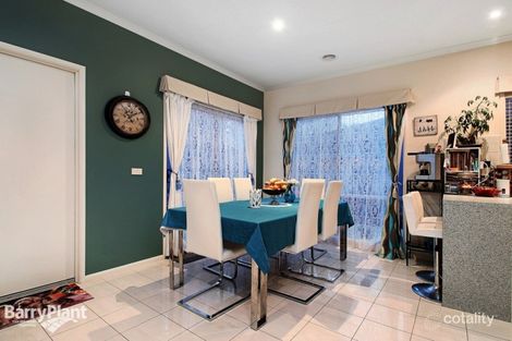 Property photo of 1 Reidel Avenue Pakenham VIC 3810
