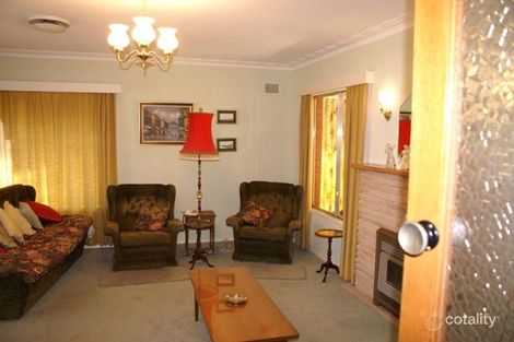 Property photo of 21 Rowan Street Orange NSW 2800