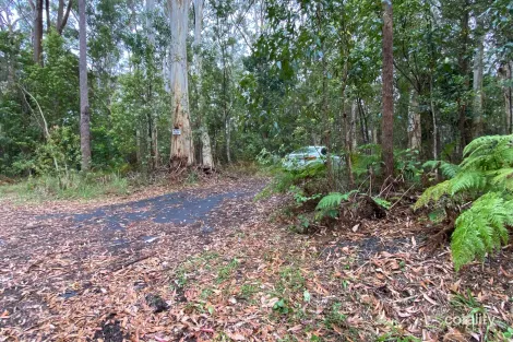 28 Smallwood Rd, Kiamba, QLD 4560