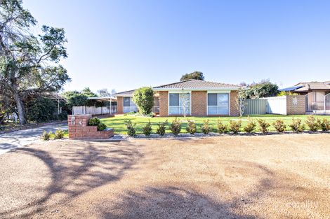 Property photo of 4 Flinders Close Dubbo NSW 2830