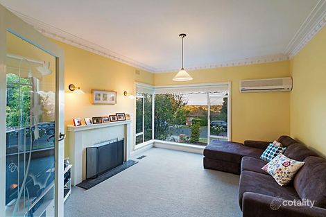 Property photo of 35 Mountain View Parade Rosanna VIC 3084