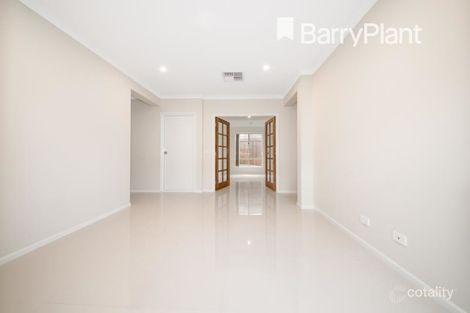 Property photo of 4 Renishaw Drive Officer VIC 3809