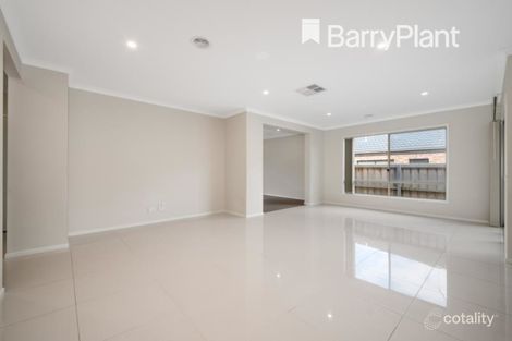 Property photo of 4 Renishaw Drive Officer VIC 3809