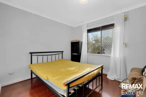 Property photo of 35 Cumberland Road Forrestfield WA 6058