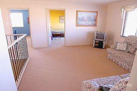 Property photo of 5 Spotted Gum Close Hamlyn Terrace NSW 2259