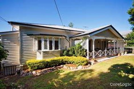 Property photo of 2 Davies Road Ashgrove QLD 4060