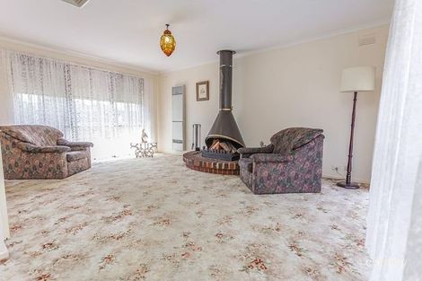 Property photo of 49 Wolverton Drive Gladstone Park VIC 3043