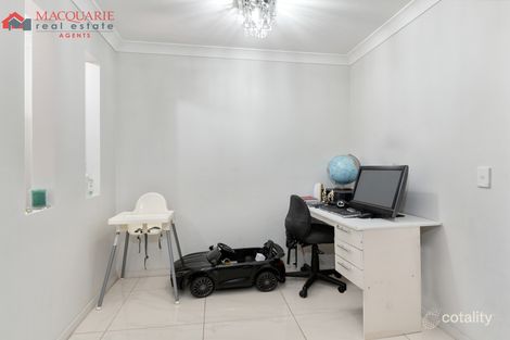 Property photo of 20 Bellona Walk Glenfield NSW 2167