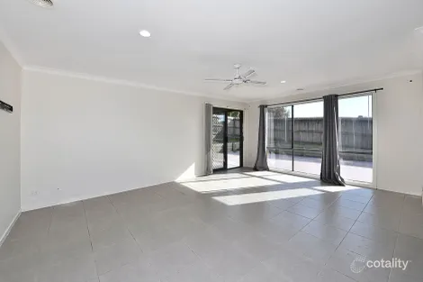 Property photo of 14 St Mellion Close Sunbury VIC 3429