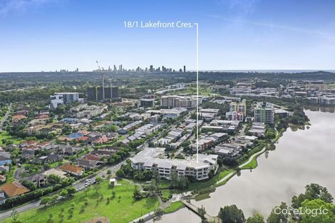 Property photo of 18 Lakefront Crescent Varsity Lakes QLD 4227