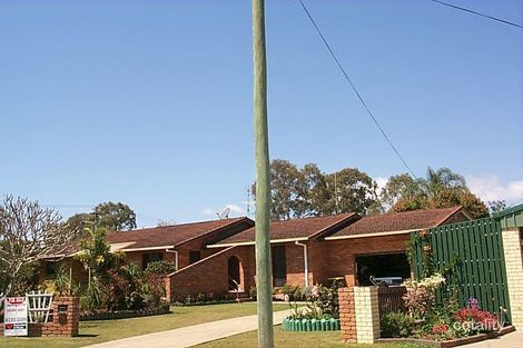 Property photo of 8 Jacklin Close Point Vernon QLD 4655