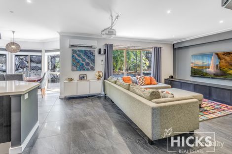 Property photo of 32 Minnelli Place McDowall QLD 4053