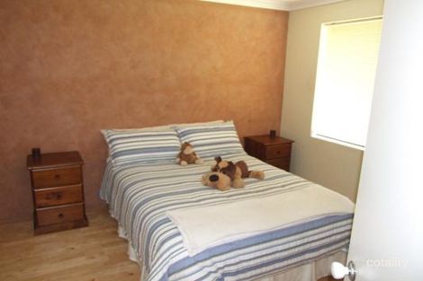Property photo of 34 Honeyeater Crescent Geographe WA 6280