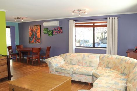 Property photo of 6 Brolga Court Regency Downs QLD 4341