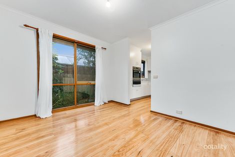 Property photo of 12 Versailles Place Narre Warren VIC 3805