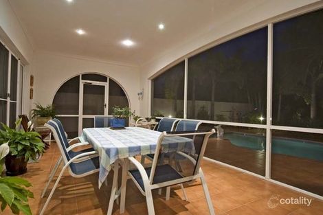 Property photo of 11 Champagne Boulevard Helensvale QLD 4212