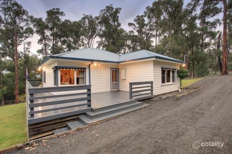 6 Woodlands Ave, Cockatoo, VIC 3781