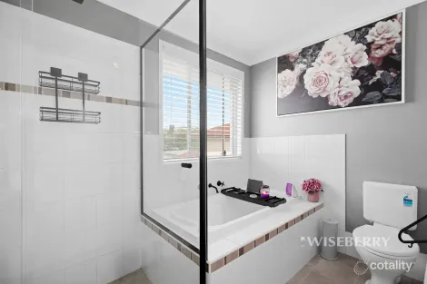 Property photo of 128 Blueridge Drive Blue Haven NSW 2262