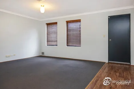 Property photo of 4 Daniels Place Bertram WA 6167