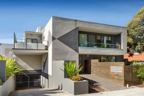 Property photo of 3/13 Rosstown Road Carnegie VIC 3163