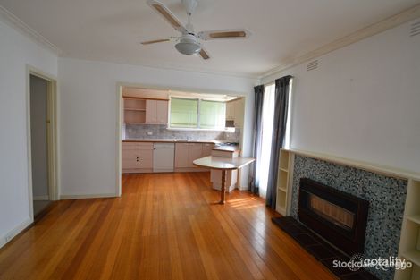 Property photo of 4 Walker Road Mount Waverley VIC 3149