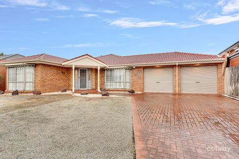Property photo of 8 Pembroke Crescent Craigieburn VIC 3064