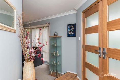 Property photo of 8 Crowther Elbow Ocean Reef WA 6027