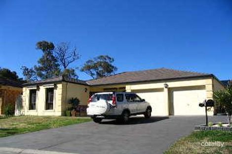 4 Gleeson Cres, Eleebana, NSW 2282