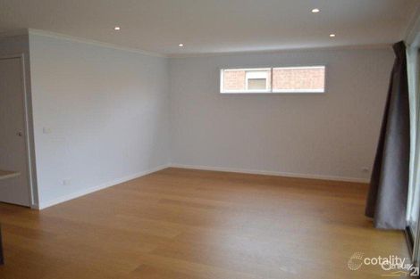 Property photo of 41 Archers Field Drive Cranbourne East VIC 3977
