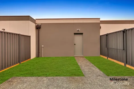 Property photo of 6 Nemesia Lane Clyde VIC 3978