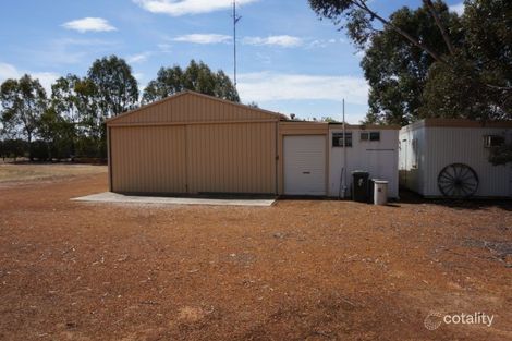 Property photo of 40 Hoops Road Cold Harbour WA 6302
