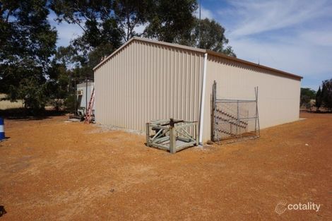 Property photo of 40 Hoops Road Cold Harbour WA 6302