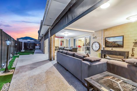5 Featherleaf Elb, Banksia Grove, WA 6031