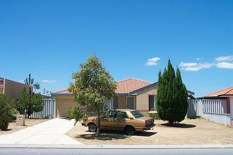 63 Guadalupe Dr, Ballajura, WA 6066