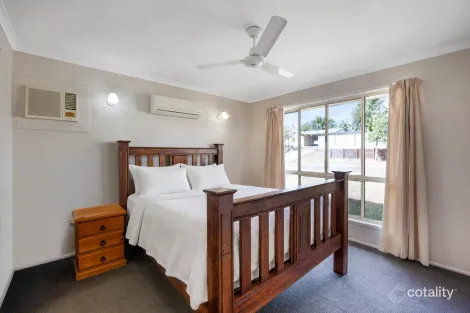 Property photo of 48 Keppel Avenue Clinton QLD 4680