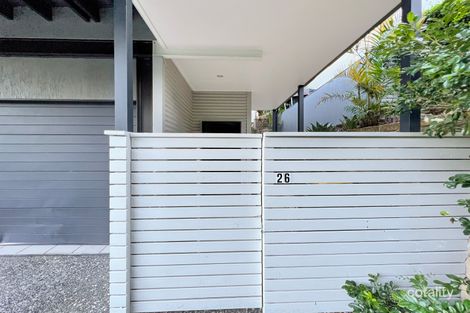 Property photo of 2 Ridgeline Way Highland Park QLD 4211