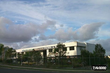 26 Tradelink Rd, Hillcrest, QLD 4118