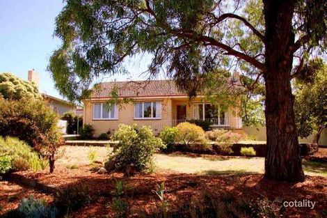 7 Mimosa Ave, Ararat, VIC 3377
