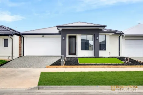 29 Clovertree St, Tarneit, VIC 3029